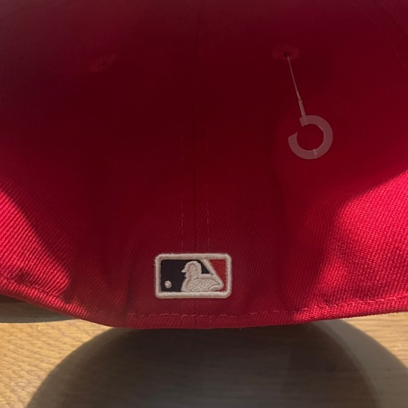 Cincinnati Reds hat - Picture 5 of 7